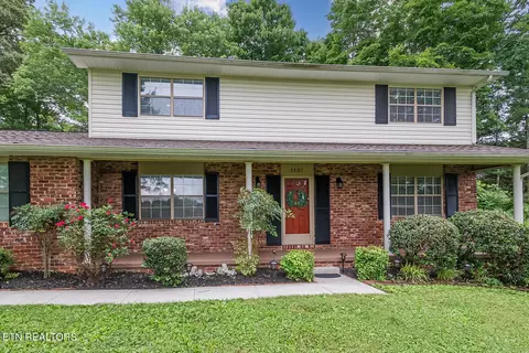 1532 Bexhill Dr, Knoxville, TN 37922