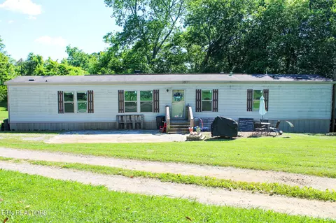 1378 Cloyds Church Rd, Greenback, TN 37742