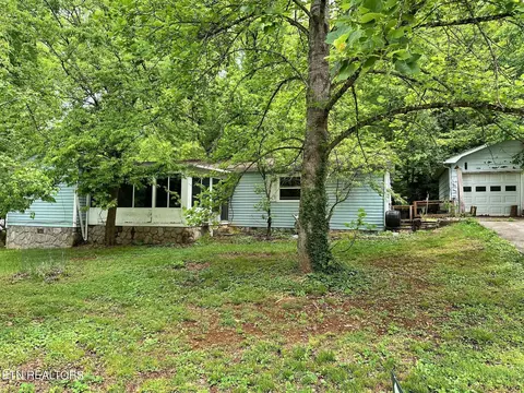 4100 Guinn Rd, Knoxville, TN 37931
