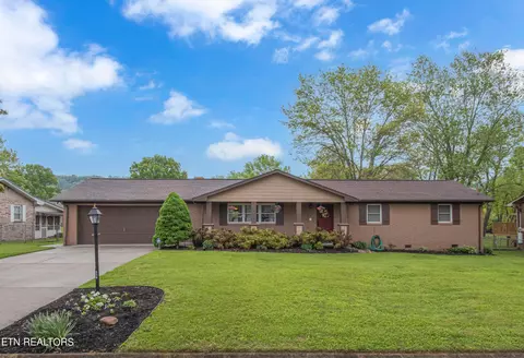4614 Zirkle Dr, Knoxville, TN 37918