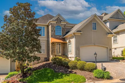 1037 Spy Glass Way, Knoxville, TN 37922