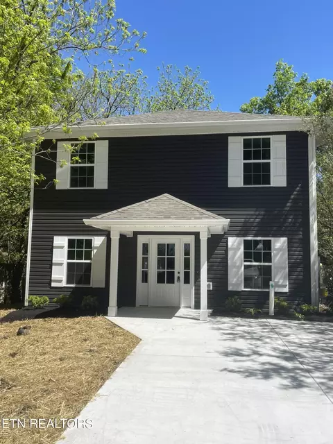 1314 E Harper Ave, Maryville, TN 37804