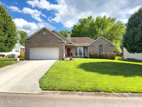 7216 Ashburton Dr, Knoxville, TN 37909