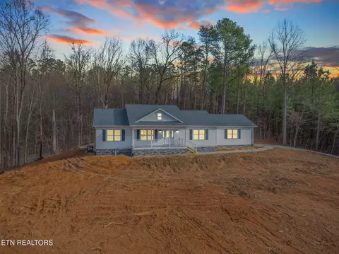 150 Point View Dr, Parrottsville, TN 37843