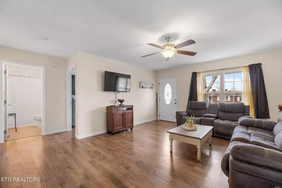  1312 Dartmouth Rd, Knoxville, TN 37914 photo 4