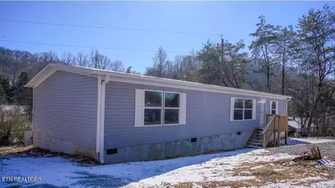 8227 Goddard Ln, Knoxville, TN 37920