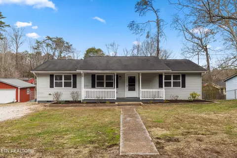 4017 NE Acorn Dr, Knoxville, TN 37918