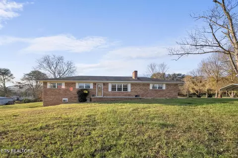 10513 Old Rutledge Pike, Mascot, TN 37806