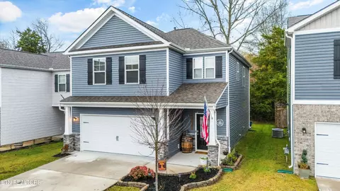 5 Sycamore Ct, Clinton, TN 37716