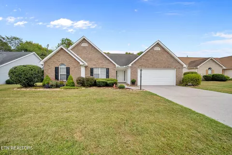 1512 Maremont Rd, Knoxville, TN 37918
