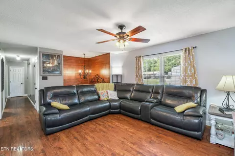 7504 John Rd, Corryton, TN 37721 photo 8