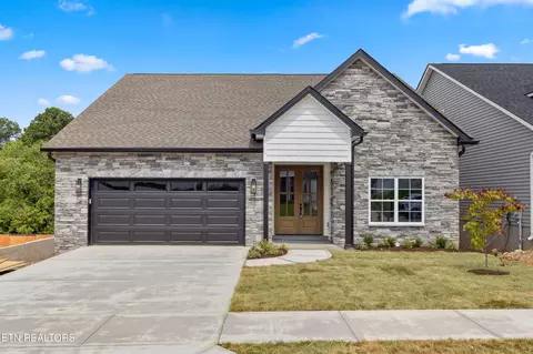 4836 Willow Bluff Cir, Knoxville, TN 37914