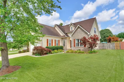 845 Barksdale Dr, Knoxville, TN 37918