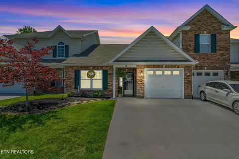 6731 La Christa Way, Knoxville, TN 37921