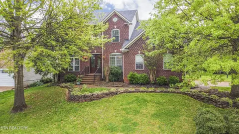 9013 Colebrook Ln, Knoxville, TN 37922
