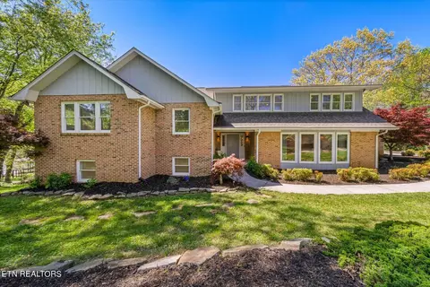 12319 River Oaks Pt, Knoxville, TN 37922