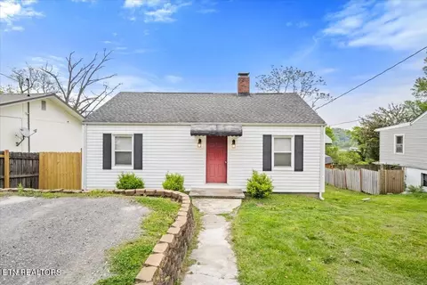 213 Pine St, Clinton, TN 37716