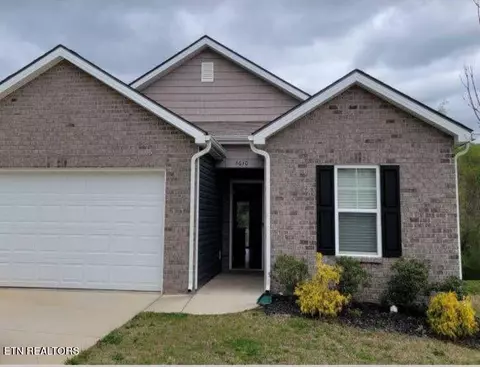 4630 Hay Wagon Ln, Knoxville, TN 37938
