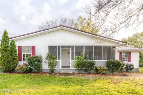 727 Mount Carmel Ln, Maryville, TN 37801