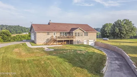 2380 Paradise Way, Sevierville, TN 37876