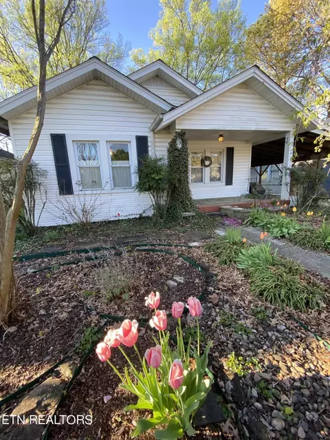 712 Atlantic Ave, Knoxville, TN 37917