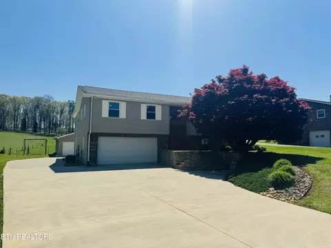 212 Overlook Dr, Loudon, TN 37774