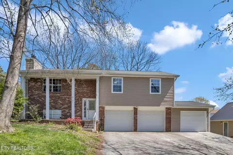 2131 Bishops Bridge Rd, Knoxville, TN 37922