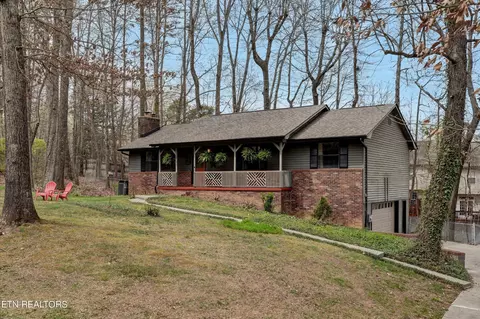 10709 Leeward Ln, Knoxville, TN 37934