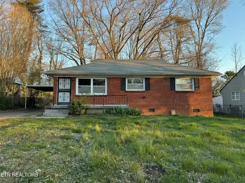 415 Taliwa Dr, Knoxville, TN 37920
