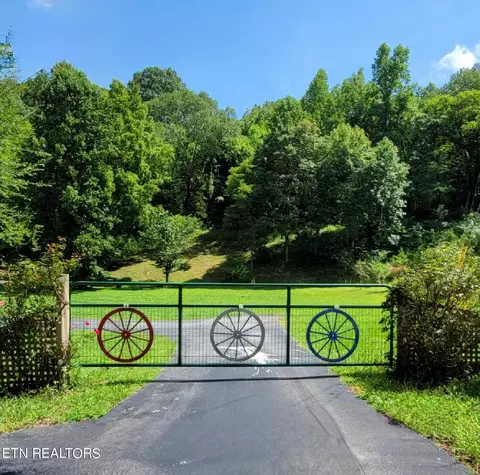287 Cedarview Ln, Bean Station, TN 37708 photo 2