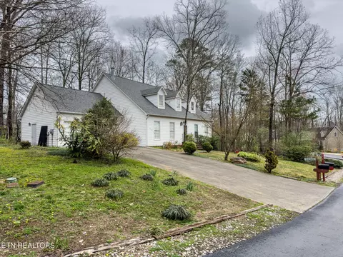 178 Chahyga Way, Loudon, TN 37774
