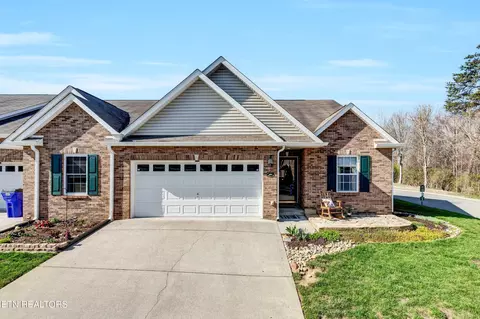 6809 La Christa Way, Knoxville, TN 37921