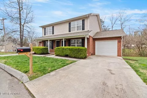 11001 Woody Dr, Knoxville, TN 37934