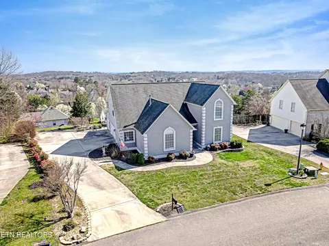5646 Summitridge Ln, Knoxville, TN 37921