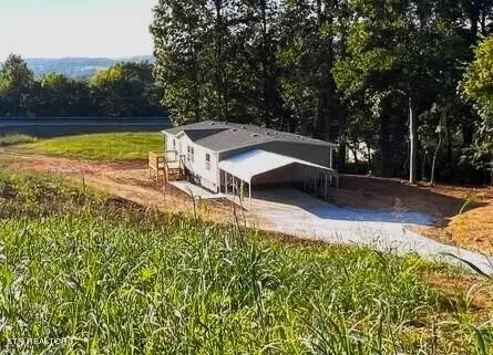 470 Christianburg Rd, Sweetwater, TN 37874
