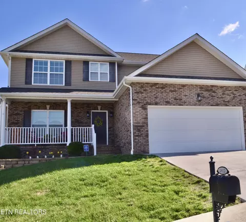 2412 Clinging Vine Ln, Knoxville, TN 37931