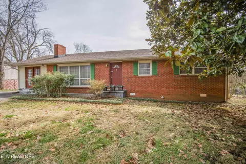 1704 Reaves Rd, Knoxville, TN 37912