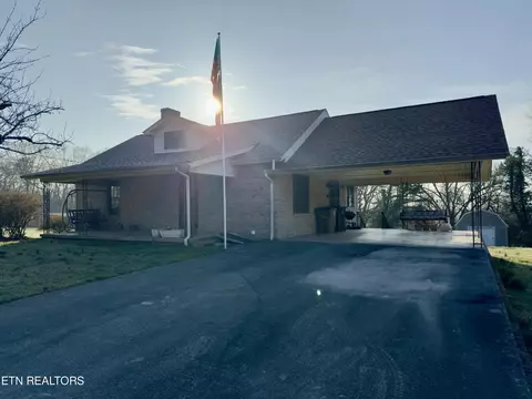 320 Watauga Dr, Knoxville, TN 37918