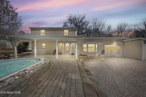 2508 Ault Rd, Knoxville, TN 37914