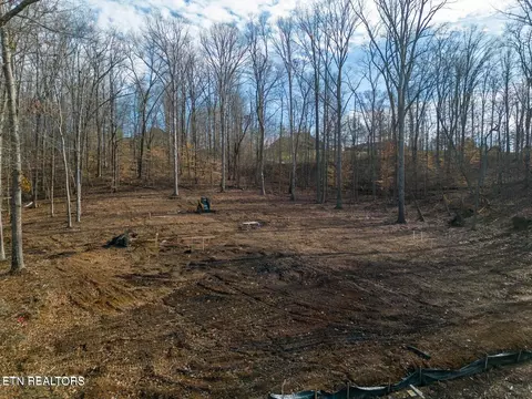 109 Walker Way, Kingston, TN 37763