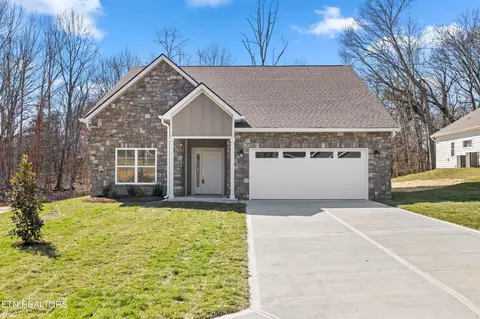 723 Greenhead Ln, Knoxville, TN 37924