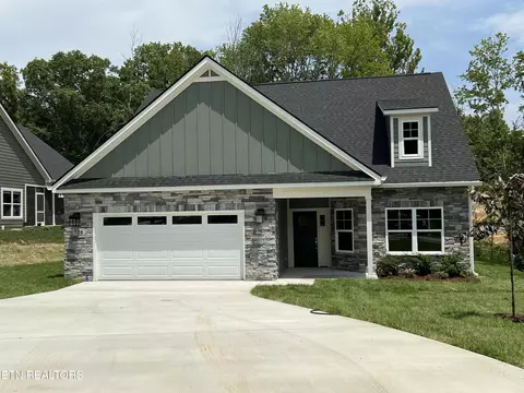 726 Greenhead Ln, Knoxville, TN 37924