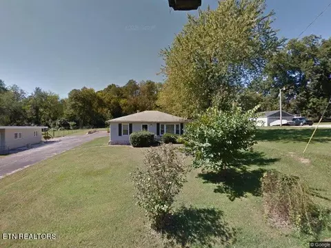 1721 Woodson Dr, Knoxville, TN 37920