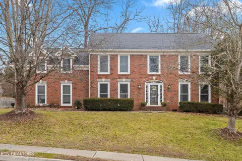 8424 Swathmore Ct, Knoxville, TN 37919