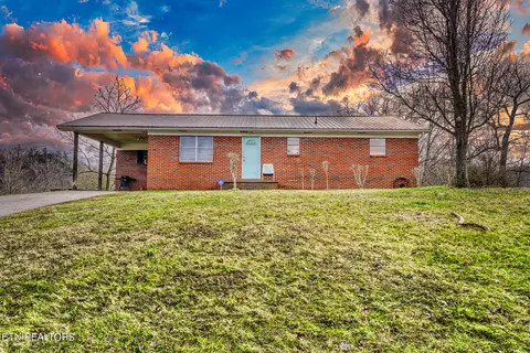162 Russell Rd, Rogersville, TN 37857