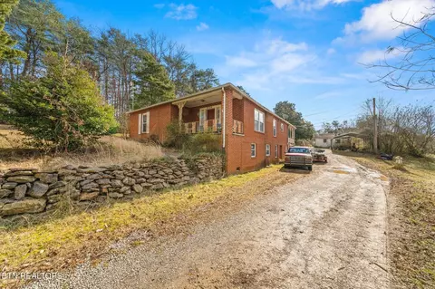 8124 Asheville Hwy, Knoxville, TN 37924
