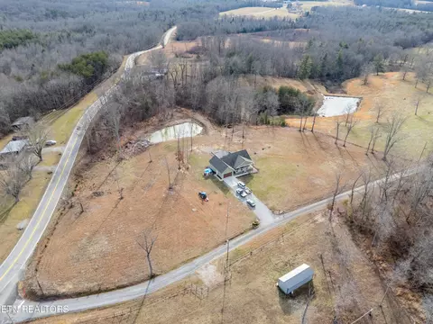 117 Pine Flat Rd, Deer Lodge, TN 37726 photo 42