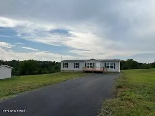 423 Barry Cv, Dandridge, TN 37725