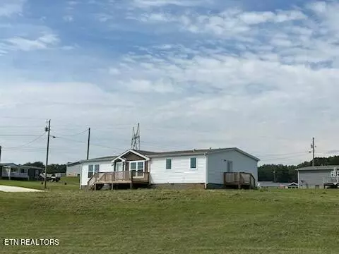 416 Barry Cv, Dandridge, TN 37725