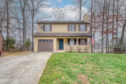 302 Pheasant Ln, Clinton, TN 37716